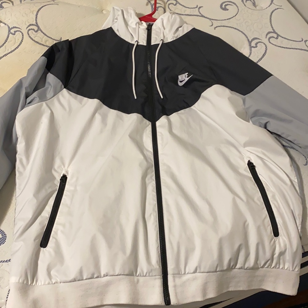 Nike windbreaker